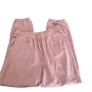 Beyond Yoga Cozy Fleece Weekend Joggers